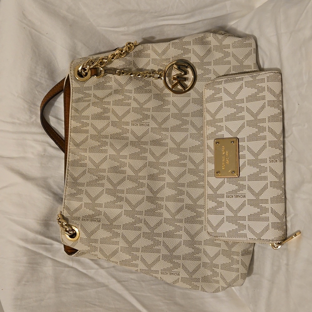 Micheal Kors Jet Set Chain Tote and Wallet